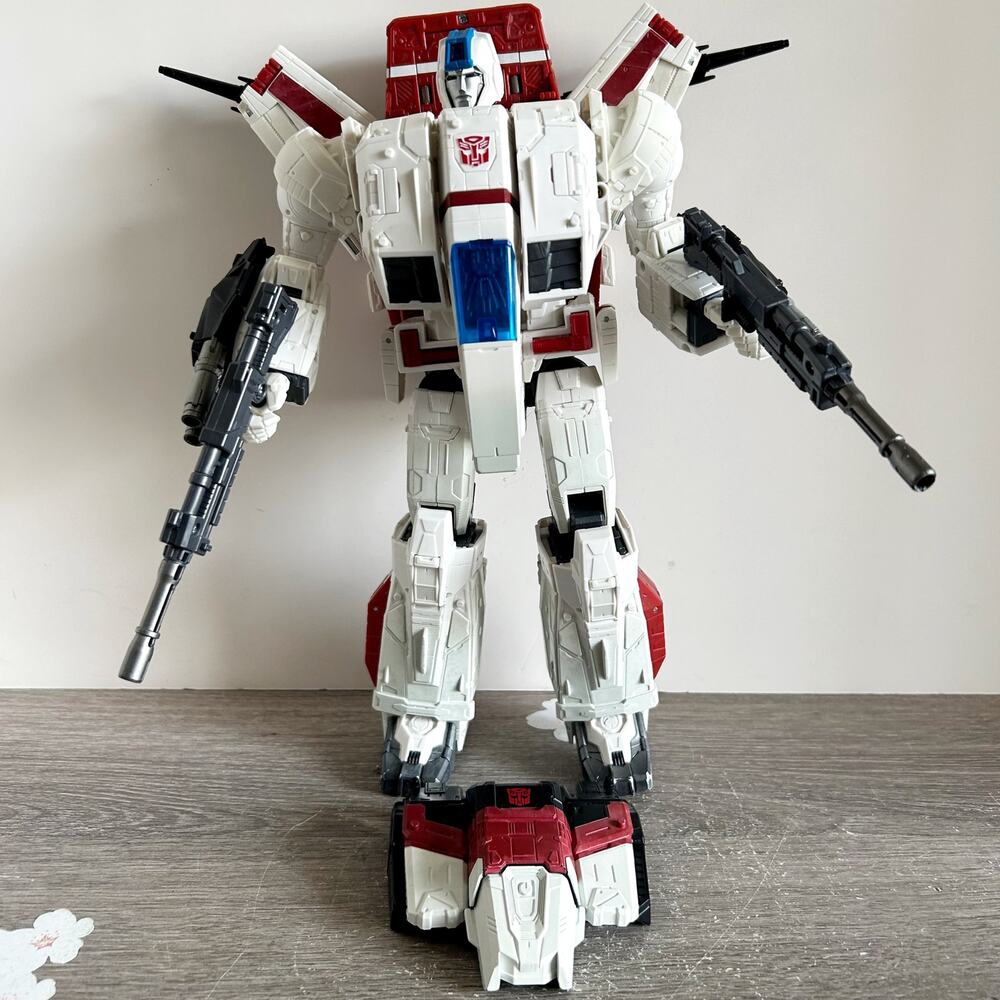 Jetfire Transformers Siege War for Cybertron Trilogy Action Figure Hasbro EUC